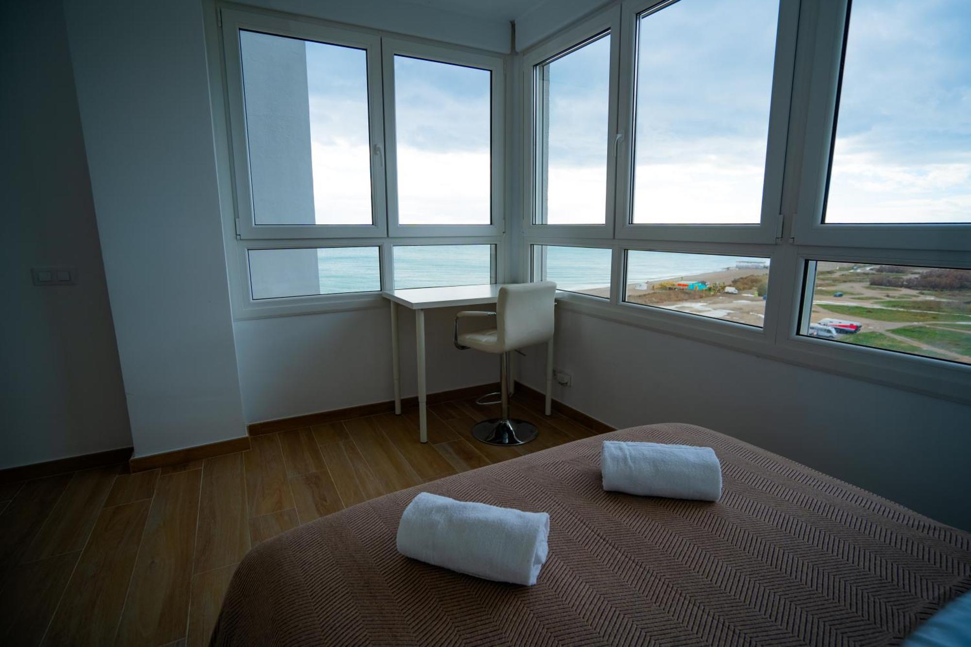 Sunstay Guadalmar Loft Seaview มาลากา ภายนอก รูปภาพ